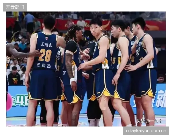 季后赛八强全部产生，上海、广厦、深圳、北京作为前四名直接晋级。
